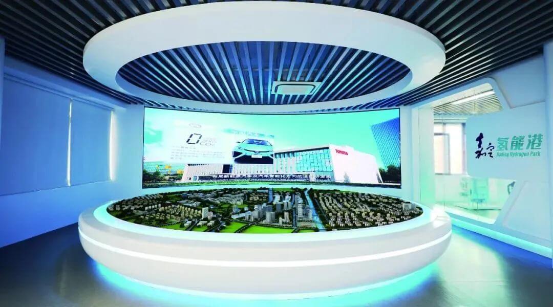 嘉定工業(yè)布局的另一部分:上海首個(gè)氫能及燃料電池試驗(yàn)基地的建成,進(jìn)一步提升了氫能港的產(chǎn)業(yè)集聚程度 嘉定工業(yè)布局的另一部分:上海首個(gè)氫能及燃料電池試驗(yàn)基地的建成,進(jìn)一步提升了氫能港的產(chǎn)業(yè)集聚程度