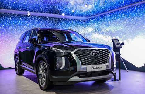 現代汽車“氫+電”前瞻技術及產品亮相進博會.jpg 現代汽車“氫+電”前瞻技術及產品亮相進博會.jpg