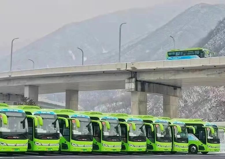 世界上最大規(guī)模的氫燃料車隊,還得看北京冬奧會.jpg 世界上最大規(guī)模的氫燃料車隊,還得看北京冬奧會.jpg