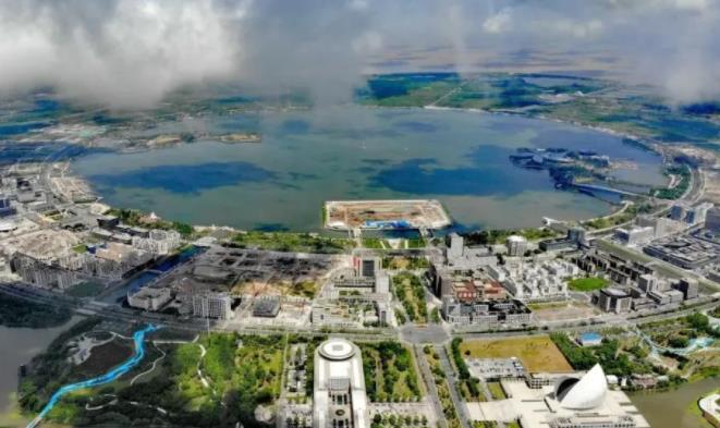 “氫”裝上陣!臨港這四條公交線路使用氫能源.jpg “氫”裝上陣!臨港這四條公交線路使用氫能源.jpg