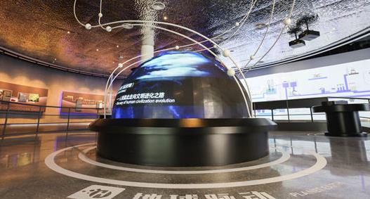 市民游客可到南海氫能館了解能源的發(fā)展史。珠江時(shí)報(bào)記者 廖明璨 攝.jpg