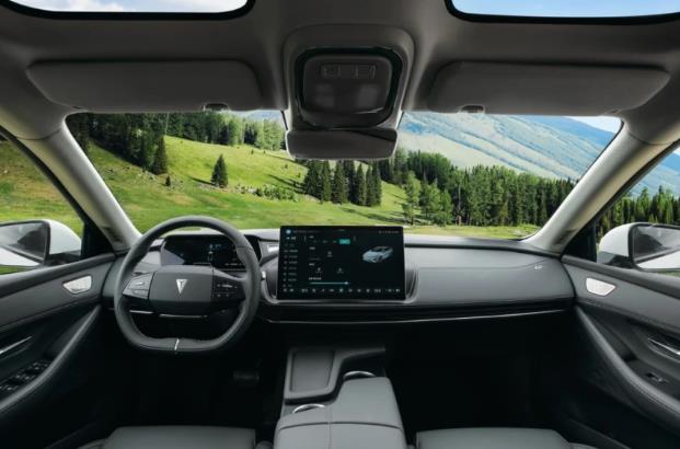 長(zhǎng)安深藍(lán)SL03上市16.89萬(wàn)起售,氫電版69.99萬(wàn)元! 長(zhǎng)安深藍(lán)SL03上市16.89萬(wàn)起售,氫電版69.99萬(wàn)元!