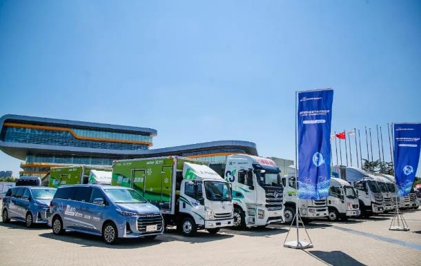 捷氫科技與多家企業合作，上海燃料電池汽車示范應用打響“第一槍”