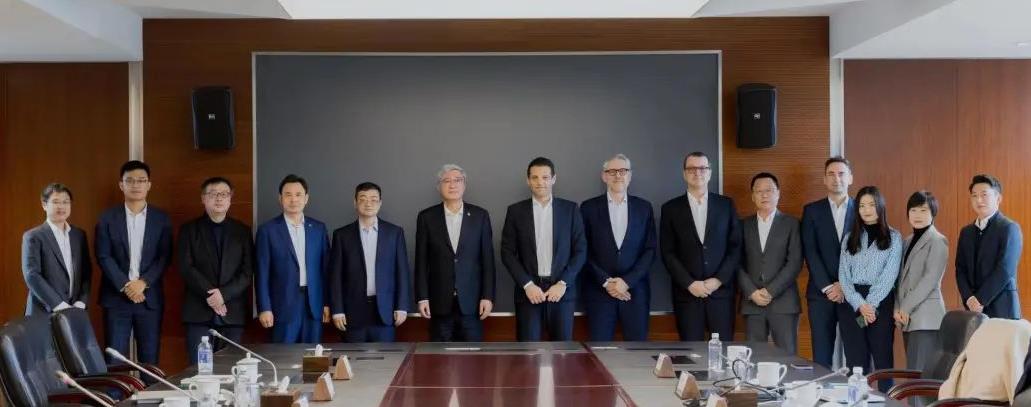 申能集團與彼歐集團攜手共議,持續深化氫能技術合作與創新.jpg 申能集團與彼歐集團攜手共議,持續深化氫能技術合作與創新.jpg