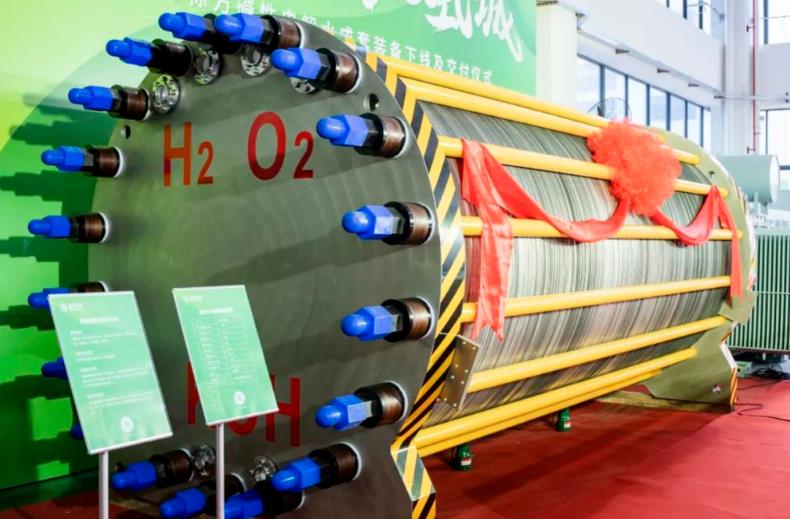 佛山首臺(tái)套1000標(biāo)方堿性電解水制氫裝備.jpg