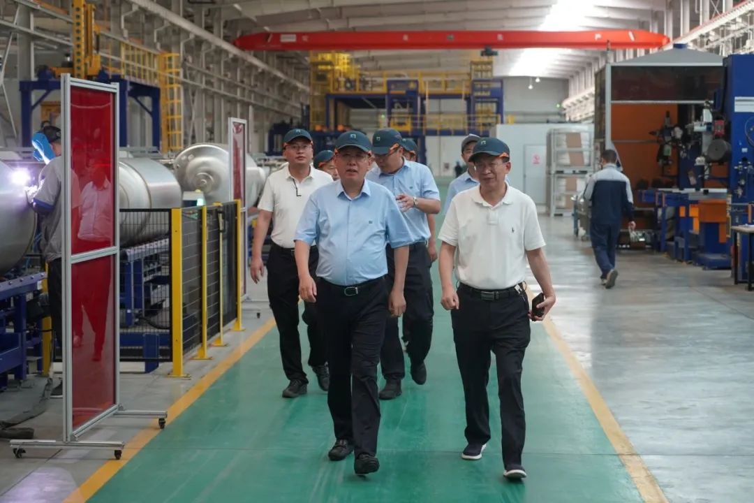 濰柴動力領導蒞臨奧揚科技參觀交流1.jpg